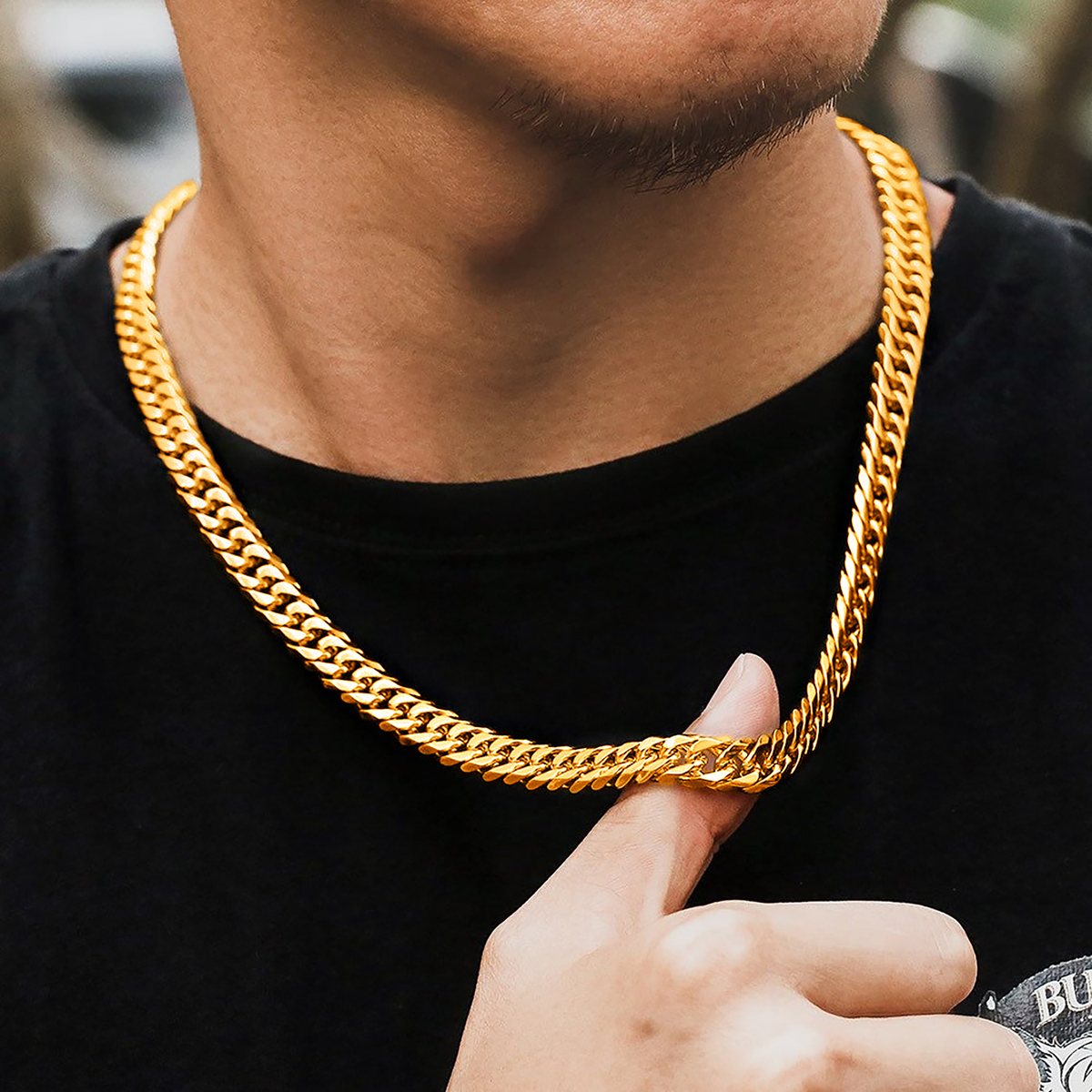 Man wearing a BRIJEWNES gold Cuban chain necklace